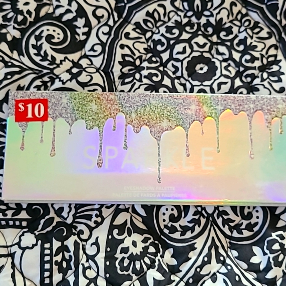 Sparkle eyeshadow palette